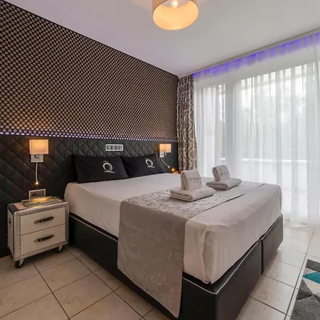 Apartment Adriana-the Queen Luxury Living *