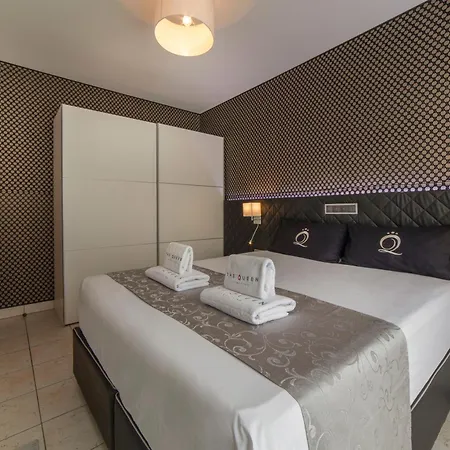 Adriana-the Queen Luxury Living *