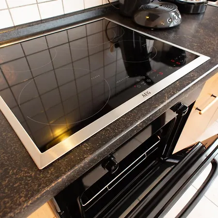 Adriana-the Queen Luxury Living